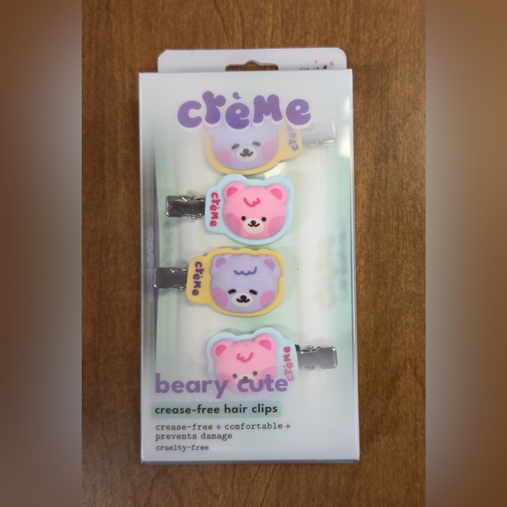 The Creme Shop "beary cute" creaseless‎ hair clips. MSRP 9.99